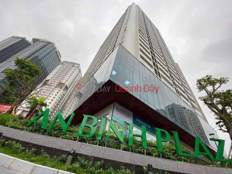 Owner needs to sell a 3-bedroom apartment on the 12th floor of An Binh Plaza Apartment Building - Price only 9.x billion VND. Sales Listings
