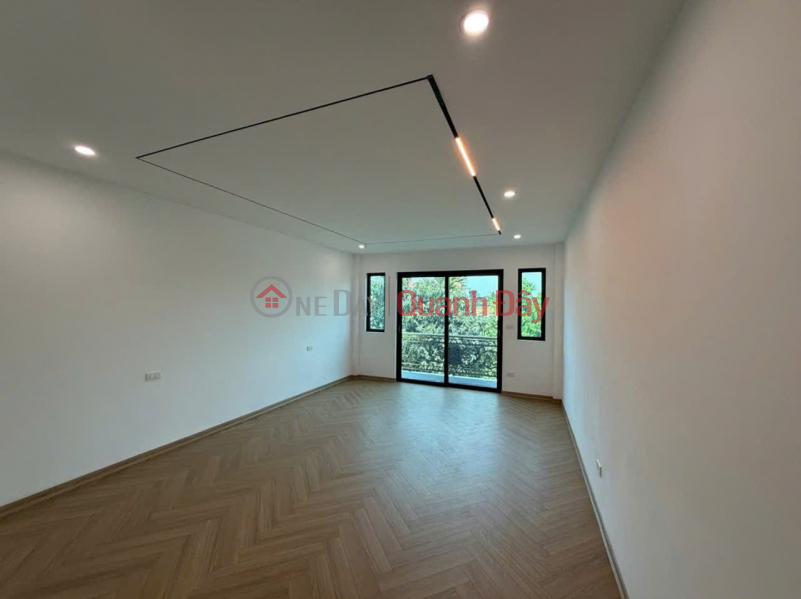 BÁN NHÀ PHÚC LỢI – NGÕ Ô TÔ TRÁNH – GARA Ô TÔ – THANG MÁY – 6 TẦNG 50M² 14 TỶ 
CĂN NHÀ ĐẸP – | Việt Nam | Bán đ 14 tỷ