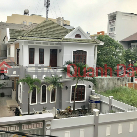Villa for rent in District 7 price 26 million\/month _0