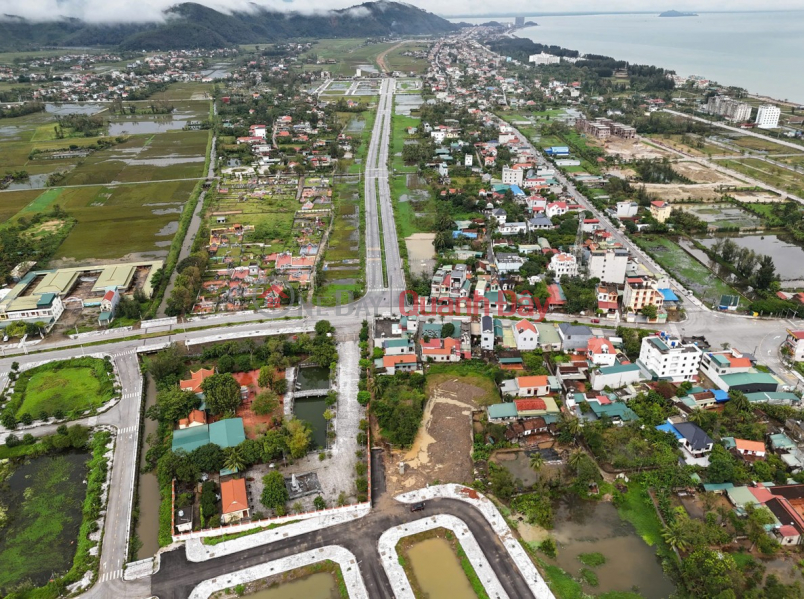 Đất biển trung tâm khu du du lịch Hải Tiến mà giá chỉ có hơn 700 triệu Niêm yết bán