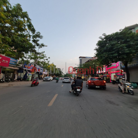 Land for sale on a main street suitable for business in Trau Quy ️ Gia Lam. 72m2, 11m wide road. Contact 0989894845 _0