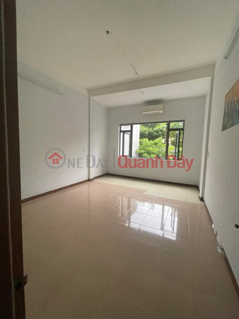 HOUSE FOR RENT IN DUONG TU MINH. TOURIST AREA NEAR THE SEA _0