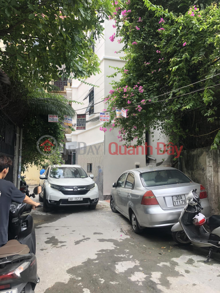 HOUSE FOR SALE IN PHUONG MAI TOWN, Hanoi. BEAUTIFUL 5-STORY HOUSE WITH CAR PARKING DAY AND NIGHT. PRICE IS ONLY 4 BILLION, Vietnam, Sales | đ 4.5 Billion