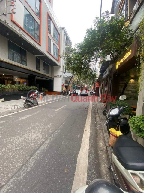 House for sale on Kim Ma Thuong Street, Ba Dinh District. 77m Frontage 5m Approximately 18 Billion. Commitment to Real Photos Accurate Description. _0