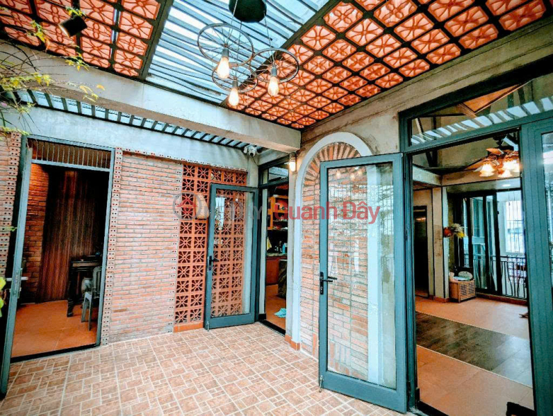 BIỆT THỰ HIỆN ĐẠI – KIẾN TRÚC SƯ THIẾT KẾ – THANG MÁY – SÂN THƯỢNG BBQ 60M Niêm yết bán