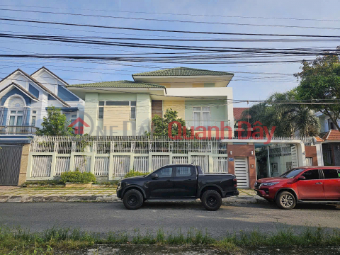 Super villa for sale in Tan Phong residential area, 20m x 20m, 10m asphalt road, good price _0