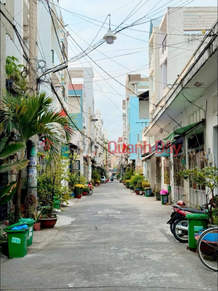 Property Search Vietnam | OneDay | Nhà ở, Niêm yết bán, GIẢM 400TR -CÒN 6.4 Tỷ
- LÊ VĂN QUỚI - NHÀ ĐẸP 4 TẦNG - 65M2 - SỔ NỞ HẬU NGANG LỚN HƠN 5M - HẺM XE TẢI 6M