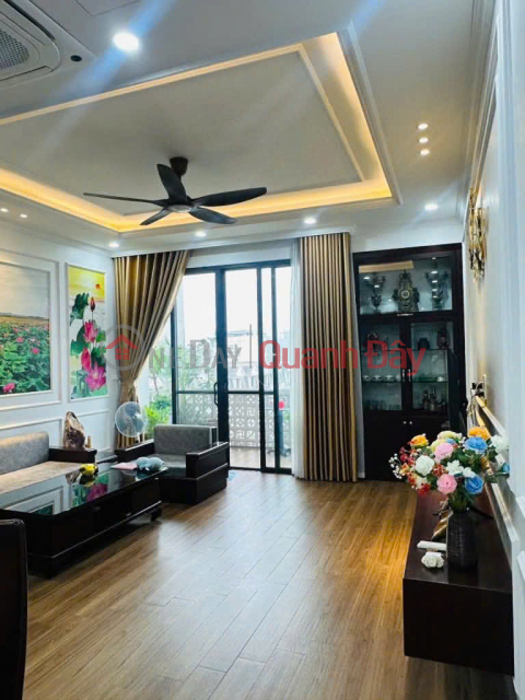 BÁN NHÀ NGUYỄN CHÍ THANH, VỈA HÈ, ÔTÔ TRÁNH, KINH DOANH, DT 50M2 GIÁ 18 TỶ _0
