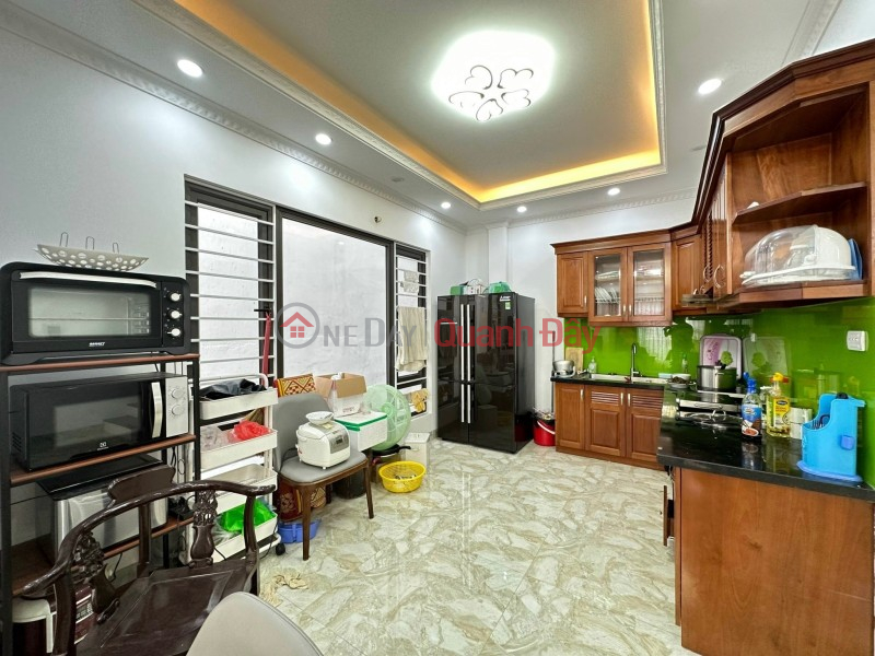House for sale on alley Khuong Trung Thanh Xuan 52mx5T busy car business 6 billion contact 0817606560 Sales Listings