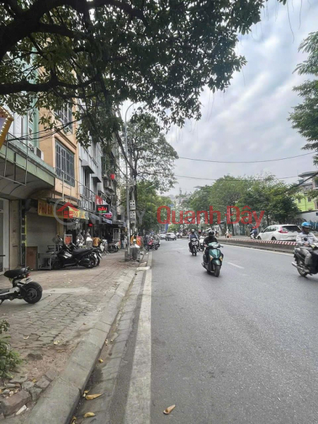 đ 24 Billion, HOUSE FOR SALE, 51M2, 7 FLOORS, TWO-STOREY, FRONTING THE STREET, LAC LONG QUAN, TAY HO, HANOI 0985680788