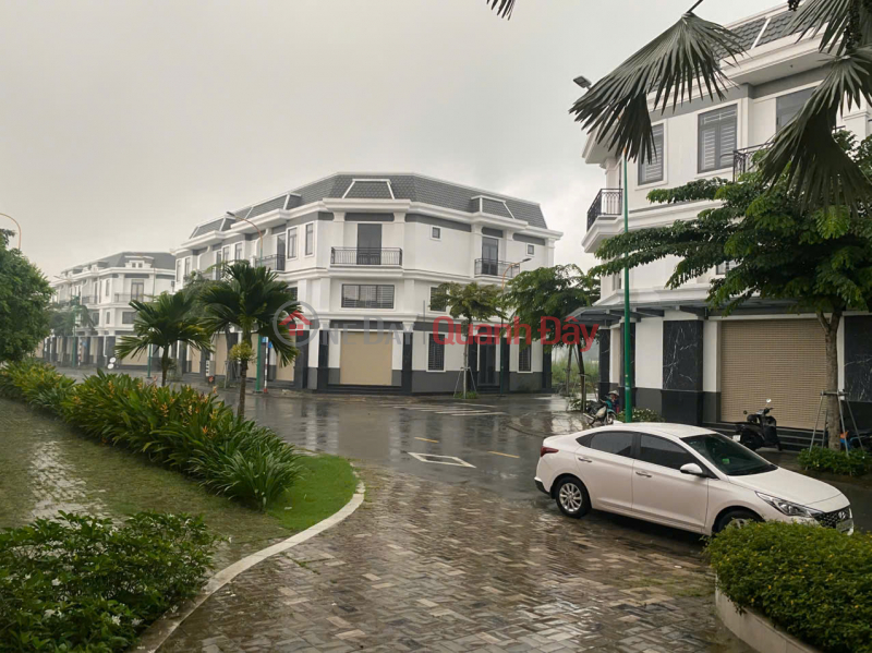 Please Select, Residential, Sales Listings đ 1.39 Billion