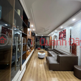 HOUSE FOR SALE - CAR ACCESS - SIDEWALK - PARKING, 35 SQUARE METERS, 6 FLOORS, 11.5 BILLION. _0