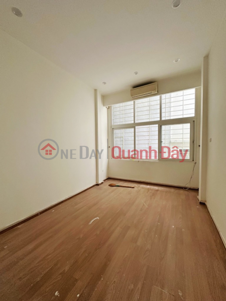 đ 9,5 tỷ Vương Thừa Vũ 54m chỉ 9,5 tỷ 4 tầng, đủ nội thất nhà đẹp ở luôn