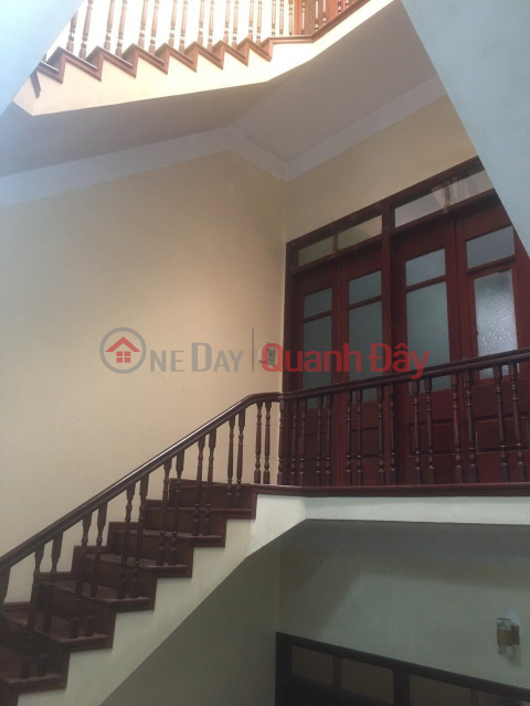 NEED TO FIND A ENTIRE FOR RENT IN PHAN DINH ROOM, BA DINH, BA DINH DISTRICT. 70m, 4 floors, 4 bedrooms _0