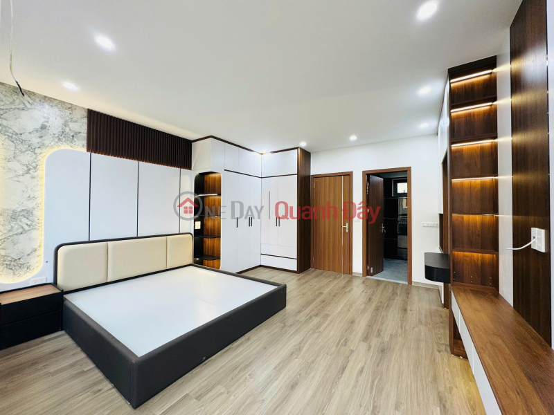 BÁN NHÀ 5 TẦNG FULL NỘI THẤT- Ô TÔ ĐỖ CỬA 39m2 X 7.6 tỷ.Phúc Lợi-Long Biên. Việt Nam Bán đ 7,6 tỷ