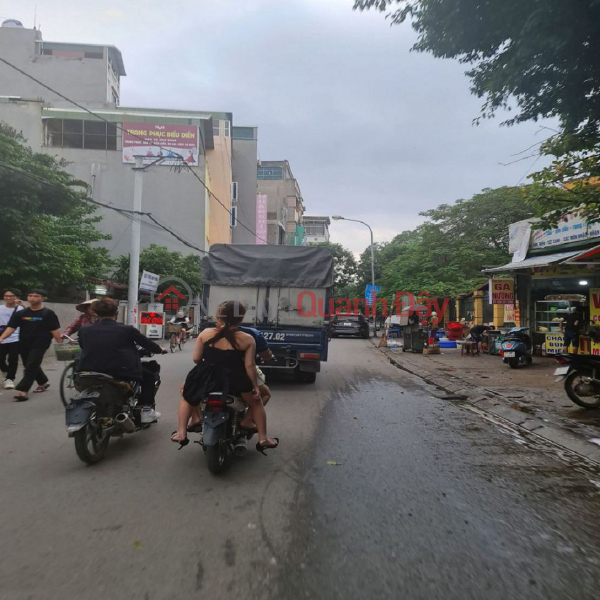 Property Search Vietnam | OneDay | Residential | Sales Listings Selling 90m2 of land on a busy business street in Trau Quy, Gia Lam, Hanoi. Contact 0989894845