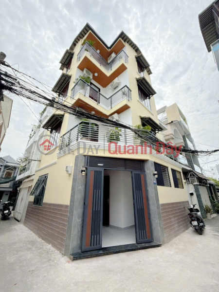 Corner house with two street frontages, car accessible alley on Nguyen Thi Thap street, 6 rooms, over 9 billion VND, right next to Lotte Mart. Sales Listings