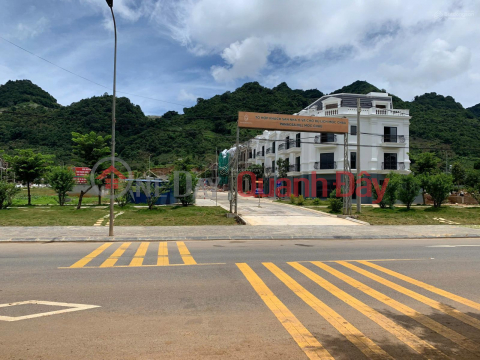 Super product shophouse on National Highway 6, Moc Chau town, cash flow 365 days\/year _0