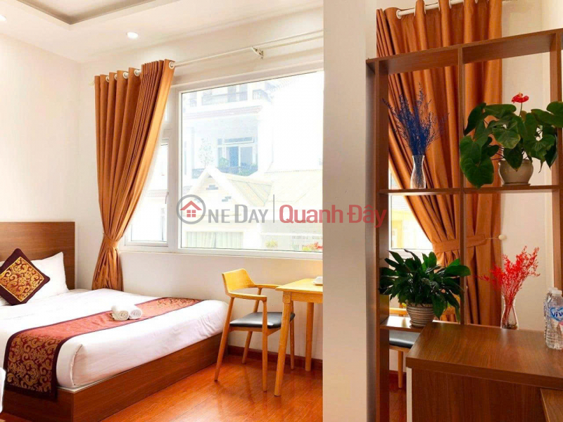 đ 50 Million/ month Hotel with 21 rooms for rent on Nguyen Thi Nghia Street - in the center of Da Lat. Price: 50 million VND.