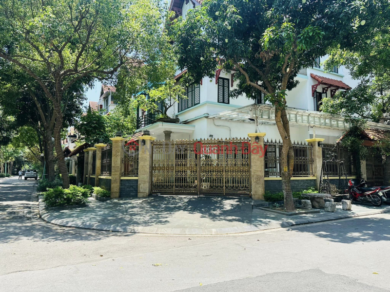 VIET HUNG GARDEN VILLA - LONG LEVEL - CORNER Plot - AVOID CAR - BEAUTIFUL, LUXURY FURNITURE - Sales Listings