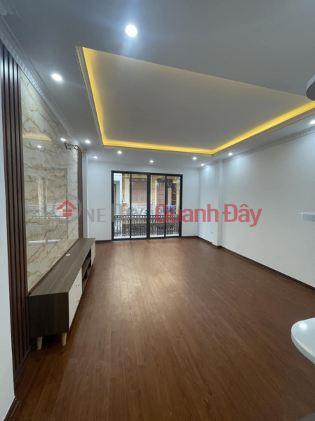 Beautiful house to live in, Hoang Ngan Street 47m2 X 5t, furnished with 5.85 billion VND., Vietnam, Sales, đ 5.8 Billion