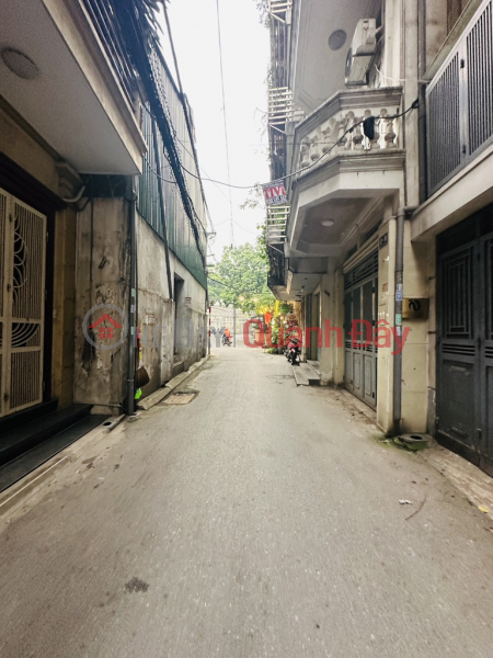 Property Search Vietnam | OneDay | Residential, Sales Listings, House for sale at only 13 billion VND, Alley 12, Bo De, 58m², 5.7m frontage, square shape, car access, suitable for business. Contact 0936123469