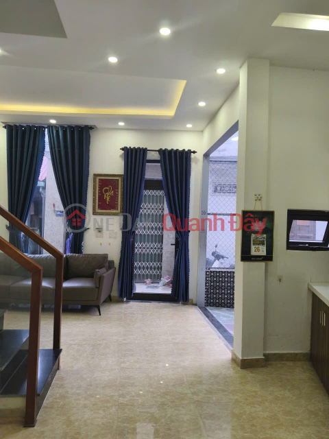 ►Corner house for sale, near Hoang Dieu Street, 50m2, 3 spacious floors, 3 enclosed bedrooms, front and back rooftop terraces, 3.x billion VND _0