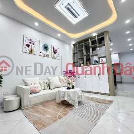 Bán nahf Khương Trung 2 thoáng, 6 tầng 8 ngủ, đủ nội thất chủ 9,9 tỷ _0