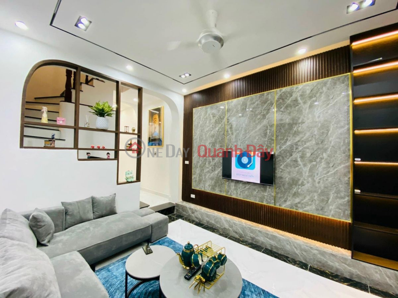 Dong Da Super Product. Sell Now Genuine House 40m2. Price 6.95 Billion. SDCC., Vietnam Sales, đ 6.95 Billion