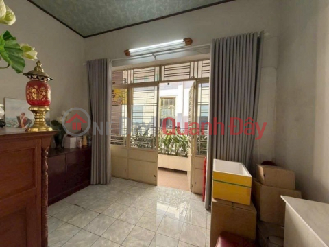 ► House with 2 fronts, 3.5m wide alley, 60m straight to Trung Nu Vuong, 49m2, 2 floors, Business, 3.x billion _0