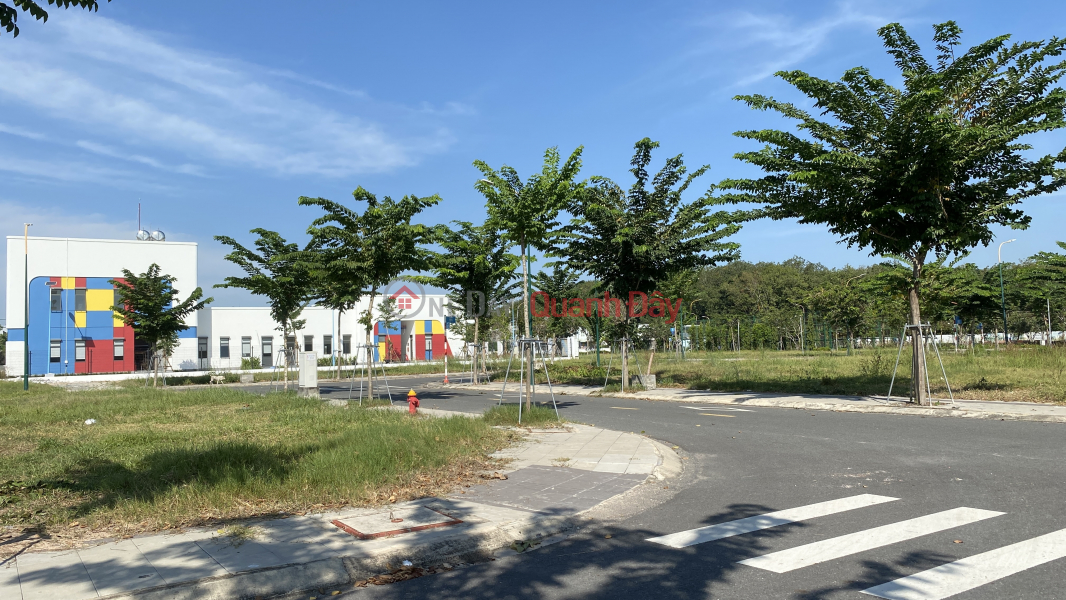 Cheap land in Ben Cat - 13m asphalt road, existing residential area Sales Listings