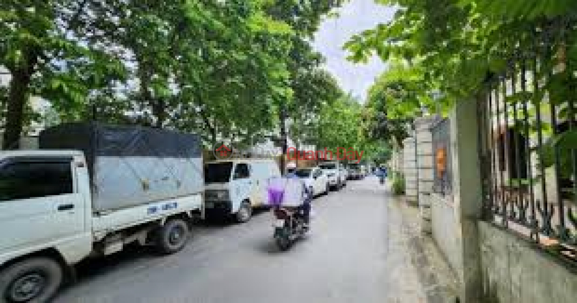 Bán nhà phân lô mặt ngõ Nguyễn Phong Sắc 100m2, mt 6m đường rộng ôtô dừng đỗ Niêm yết bán