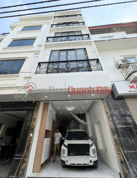 Le Van Luong House for Sale, Extending Car Lane, Avoiding 5 Floors Elevator, 40m2 10.6 billion Sales Listings