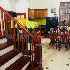 CHO THUÊ NGUYÊN CĂN TRẦN KHÁT CHÂN, 58M 4T, 4 NGỦ RỘNG, FULL ĐỒ 15TR 0903258273 _0