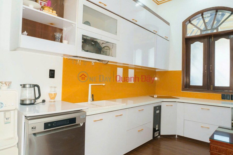 đ 20 Million/ month | Luxury villa with garden and bathtub for rent on Van Kiet Street, Da Lat, Lam Dong, priced at 20 million VND.