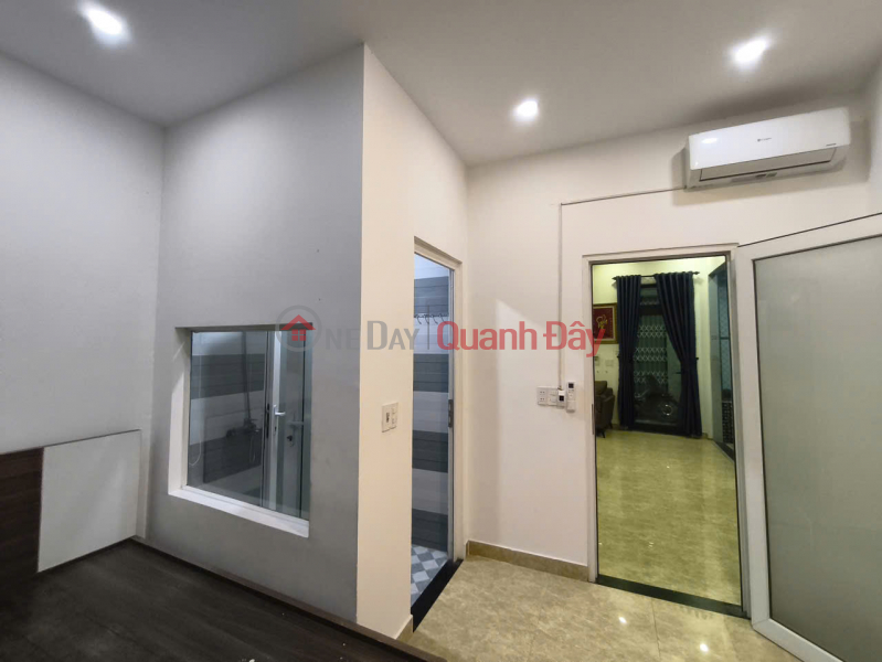 Property Search Vietnam | OneDay | Residential Sales Listings ► 2-sided open view, Hoang Dieu alley, 50m2, 3 solid floors, 3 enclosed bedrooms, front and back rooftop terraces, 3.9x billion VND