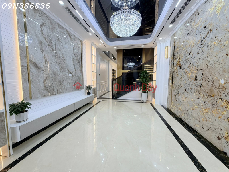 SIÊU PHẨM HOÀNG QUỐC VIỆT – PHÂN LÔ Ô TÔ TRÁNH – 6 TẦNG THANG MÁY Niêm yết bán