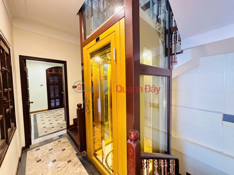 XUAN DIEU, TAY HO, NEOCLASSICAL VILLA 80M2, CORNER LOT WITH 2 FRONTS, CAR ACCESSIBLE ALLEY - ELEVATOR, PRICE 45 BILLION Vietnam, Sales đ 45 Billion