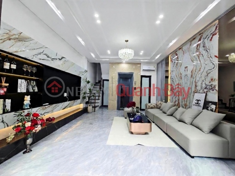 Son Tay, Ba Dinh, 40m x 6 floors, elevator, 13.5 billion VND, corner plot, fully furnished. _0