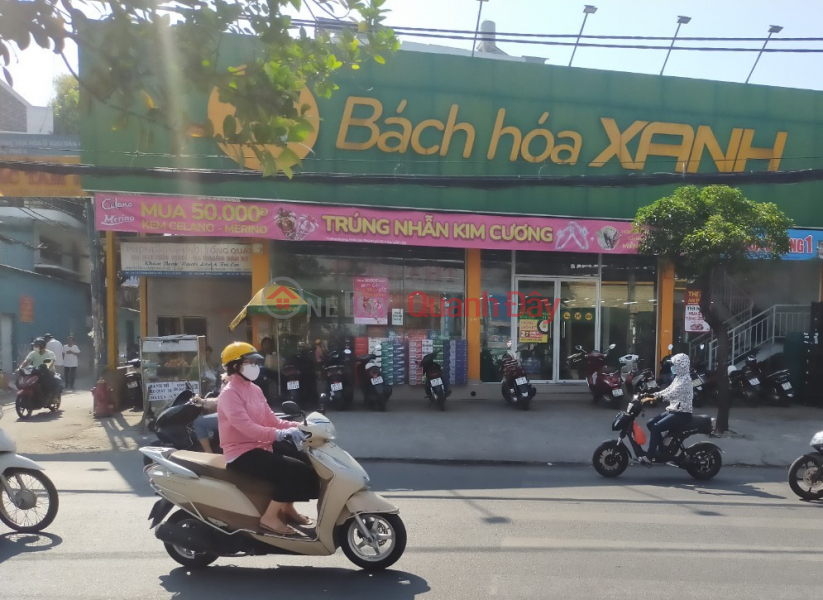 Nhỉnh 2 Tỷ_Cách một căn đi ra ngoài đường Nguyễn Duy Cung. Dtsd 48m2, 3 phòng ngủ. Niêm yết bán