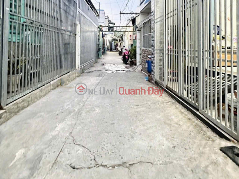 đ 3.65 Billion Beautiful 2-storey house 35m2, Square - Thong Nhat QV