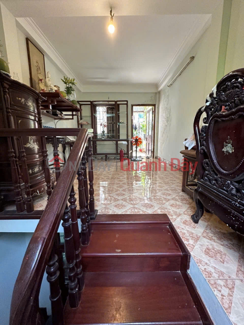 Only 1 apartment in Hoan Kiem district, Ly Nam De street, 32m, 4 floors, near the street, right away, a little over 10 billion, contact 0817606560 _0