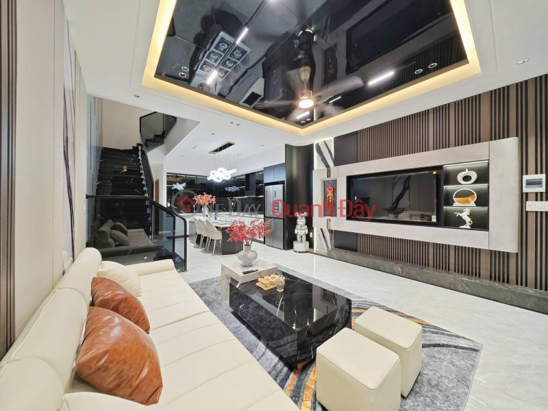 **Bán nhà MT đường Lê Trung Nghĩa; phường 12 Tân Bình (4*18) 5 tầng Niêm yết bán