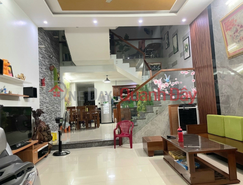 Front house in Phan Lang area, Thanh Khe district, Da Nang _0