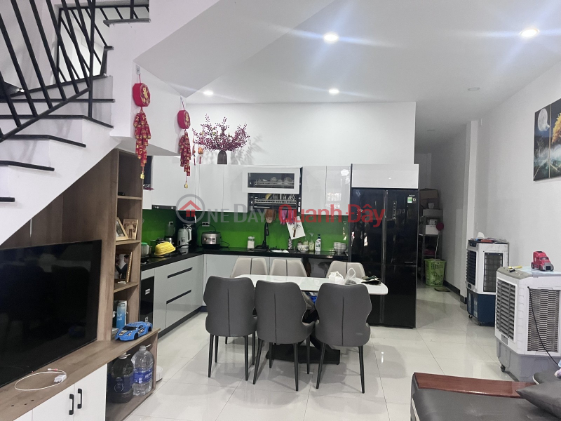 PRICE ONLY 5.75 BILLION - 3-STOREY HOUSE ON BUI TAN DIEN STREET - PHUOC LY MAIN AXIS Sales Listings