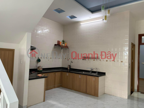 2-storey house for rent with garden on Me Thu street - Hoa Xuan - Cam Le _0