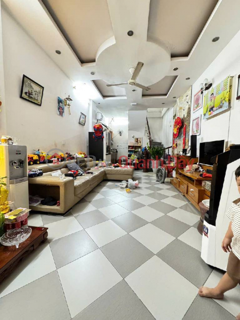 Kim Giang 49m, 4 floors, car door, business, behind a playground on the street, square book only 11.2 billion _0