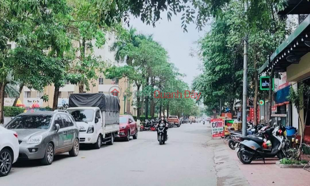 House for sale, Construction, car subdivision on Tan Tay Do Dan Phuong Hanoi sidewalk, area 48m2, area 4m, 4 floors. Sales Listings