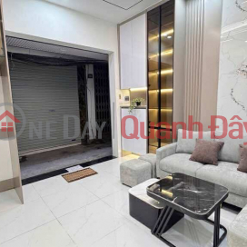 Lo Duc, Nguyen Cao, Beautiful House, Available Immediately, Alley, Near Cars, Over 6 Billion _0