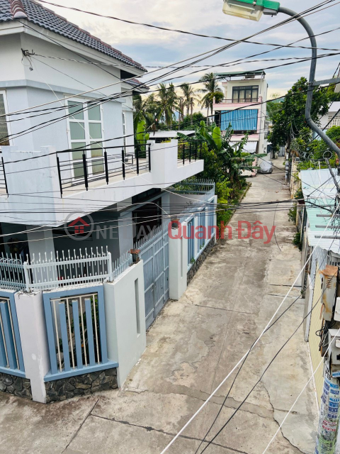 2-storey house in Nha Trang city. Selling price 2.6 billion bank loan 2.3 billion call O79-53.53.53O "jade hiep house in city" _0